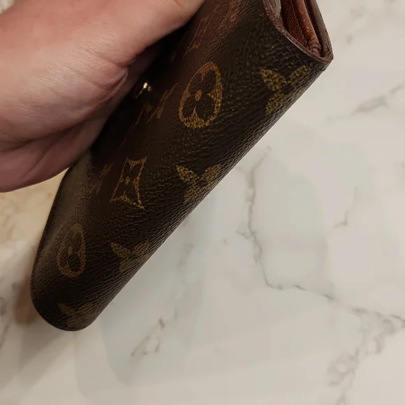 Louis Vuitton Porte Monnaie Tresor Monogram Wallet - Picture 10 of 13